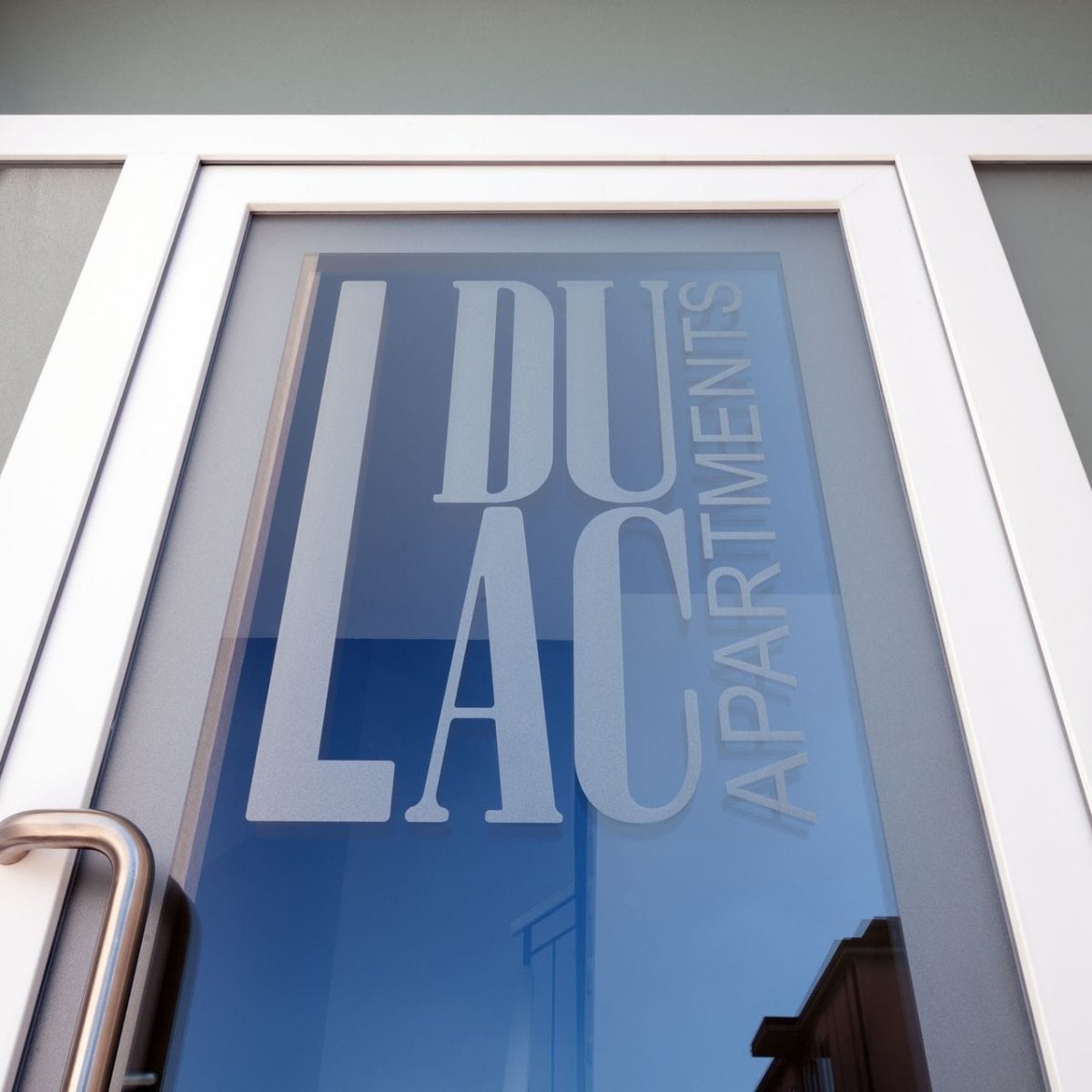 du lac apartments desenzano del garda italia appartamenti